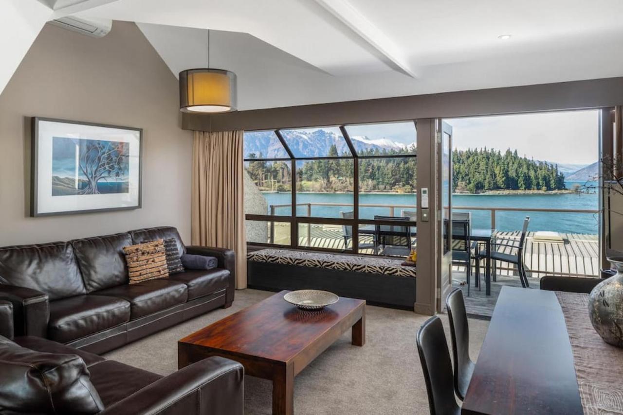 The Lodges 9 - Lake Front Views And Walk To Town Куийнстаун Екстериор снимка
